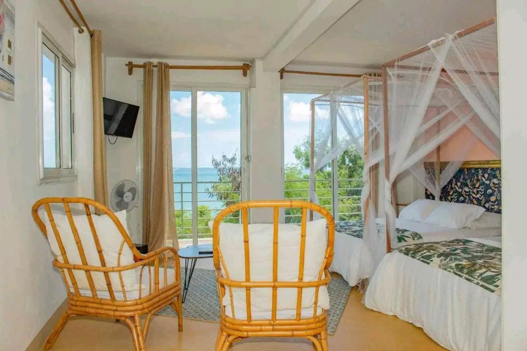 Hotel Riziky Antsiranana Exteriér fotografie